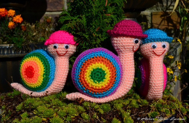 Happy Rainbow Snails
