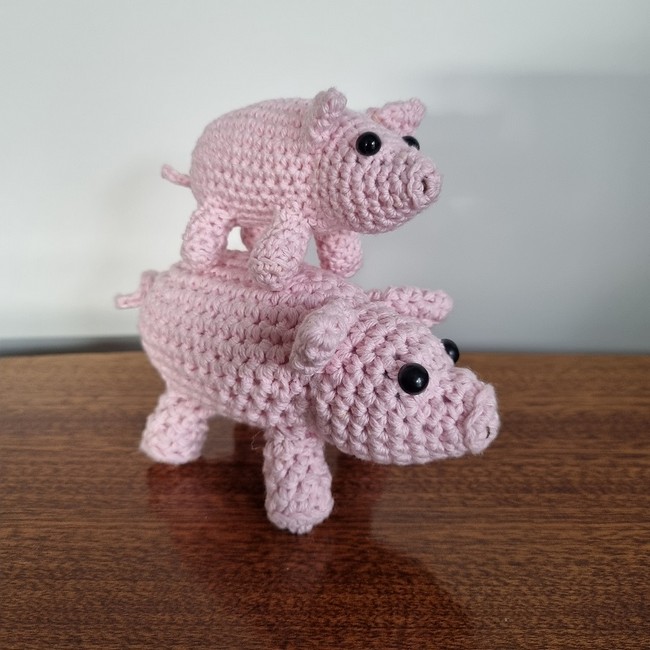 Small Cute Amigurumi Pig
