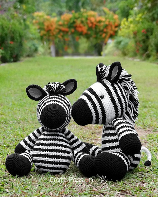 ZeeZee Zebra Amigurumi