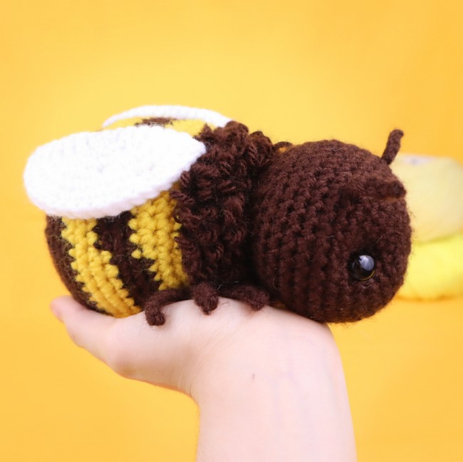 Chubby Bumble Bee Amigurumi