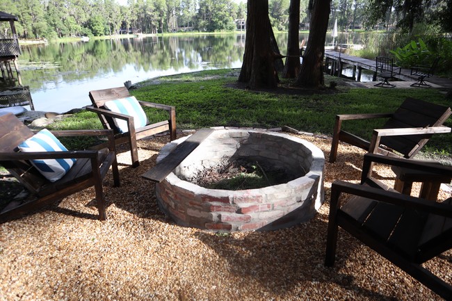  DIY Brick Fire Pit Made With Leftover Fireplace Bricks