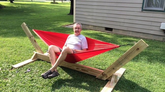 Eno Stand for relaxing 