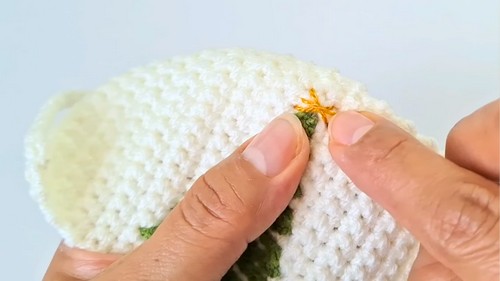 Crochet Christmas Mug Covers Pattern 7