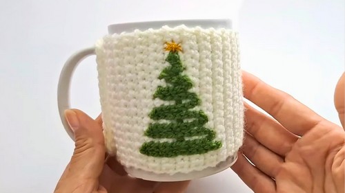Crochet Christmas Mug Covers Pattern 8