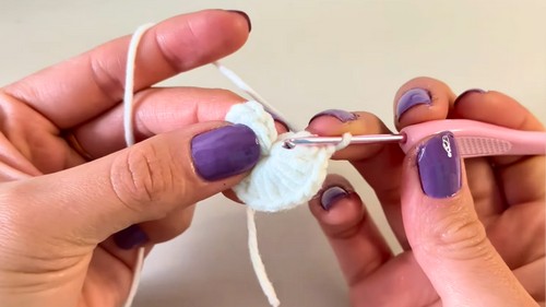 Crochet Tulip Granny Square Pattern 2