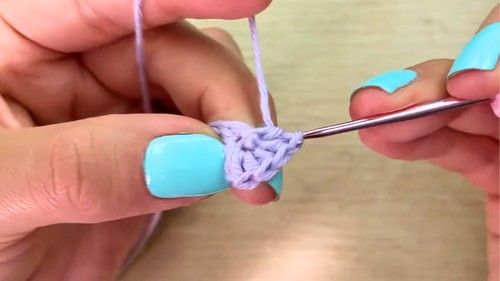 Quick Crochet Owl Keychain Pattern 7