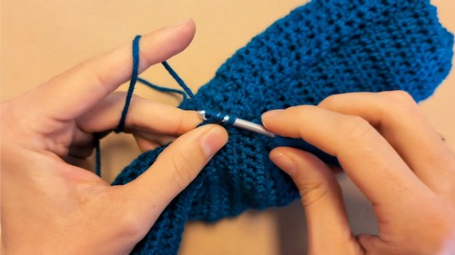 Beautiful Crochet Mittens Pattern 7