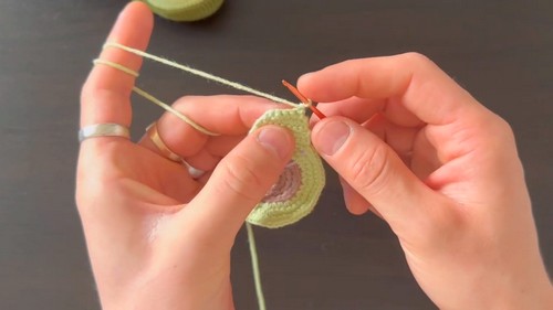 Crochet Avocado Keychain Pattern 4