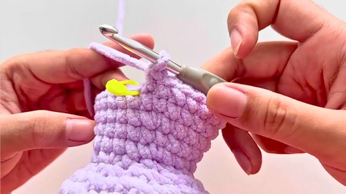 Crochet Baby Alien Plushie Pattern 5