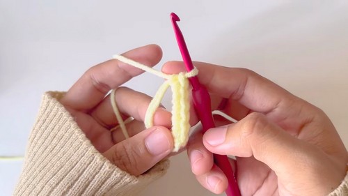 Crochet Baby Chicken Pattern 1