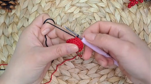 Crochet Baby Grinch Pattern 2