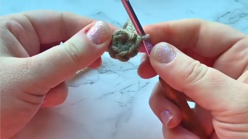 Crochet Baby Groot Pattern 1