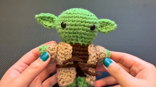 Crochet Baby Yoda Amigurumi Pattern 8