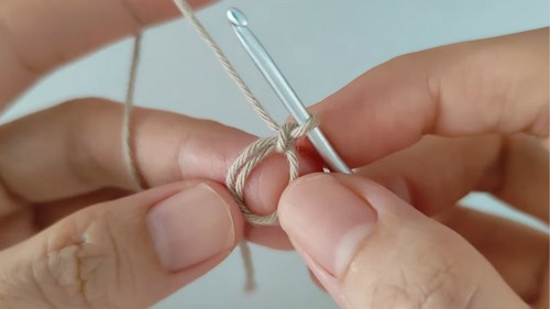 Crochet Bear Head Keychain Pattern 1