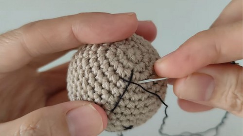 Crochet Bear Head Keychain Pattern 5
