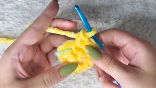 Crochet Bee Amigurumi Pattern 1