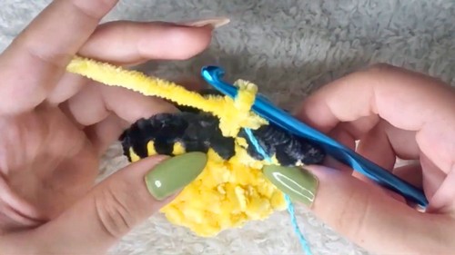 Crochet Bee Amigurumi Pattern 3