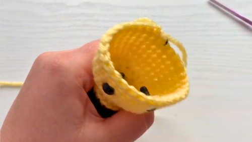 Crochet Bee Amigurumi Pattern 4