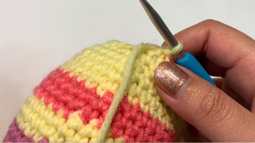 Crochet Bee Amigurumi Pattern 5