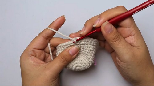 Crochet Bee Amigurumi Pattern 6