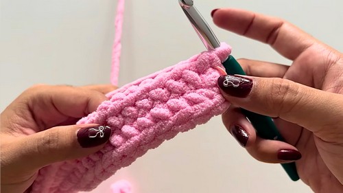 Crochet Bow Cushion Pattern 3