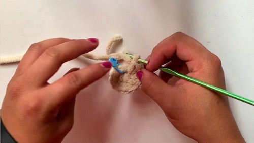 Crochet Bunny Amigurumi Pattern 2