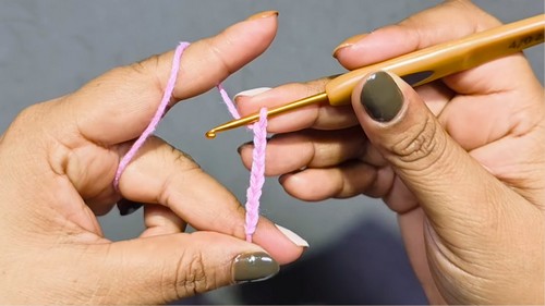 Crochet Butterfly Hair Tie Pattern 1