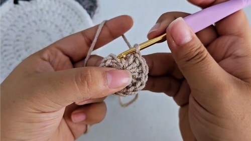 Crochet Cat Coasters Pattern 3