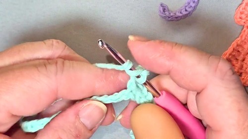 Crochet Cat Keychain Pattern 2