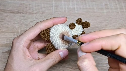 Crochet Cat keychain Pattern 7