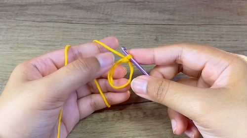 Crochet Chapstick Holder Pattern 1