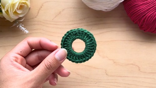 Crochet Christmas Ornament Pattern 3