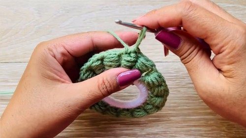 Crochet Christmas Ornament Pattern 3