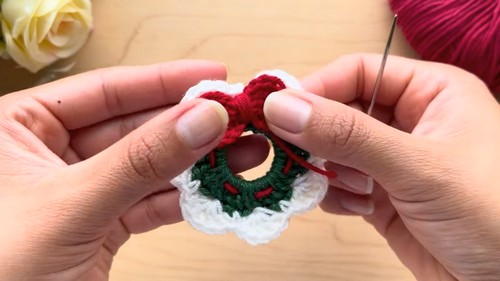 Crochet Christmas Ornament Pattern 7