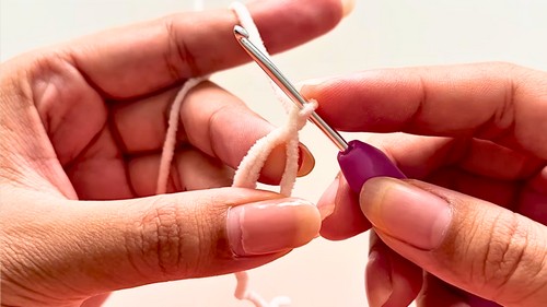 Crochet Christmas Ornaments Pattern 1