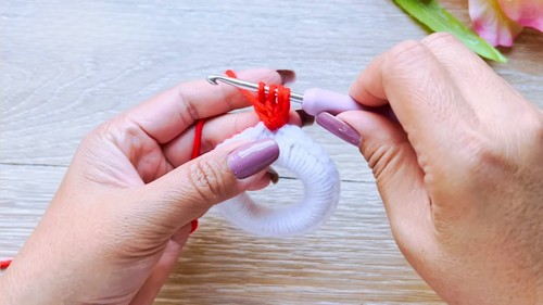 Crochet Christmas Ornaments Pattern 3