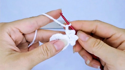 Crochet Christmas Snowflake Pattern 4