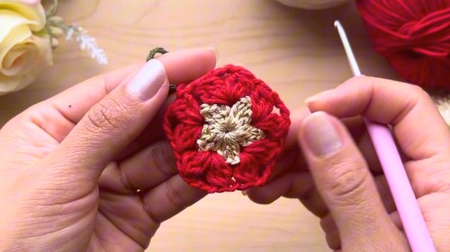 Crochet Christmas Star Holiday Pattern 4