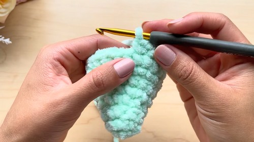 Crochet Christmas Tree Amigurumi Pattern 3