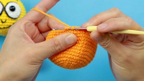 Crochet Colorful Small Ball Person Pattern 3