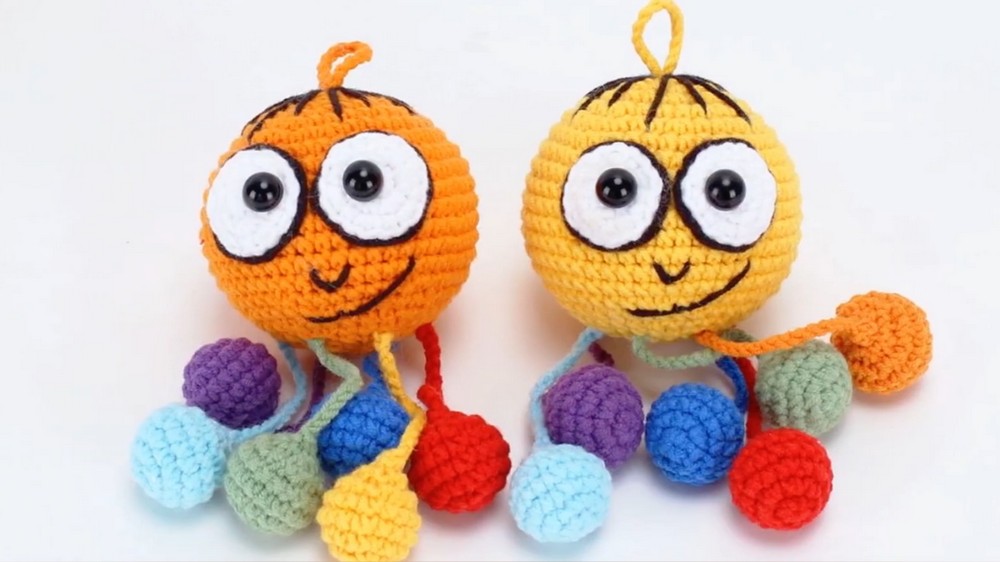 Crochet Colorful Small Ball Person Pattern 9