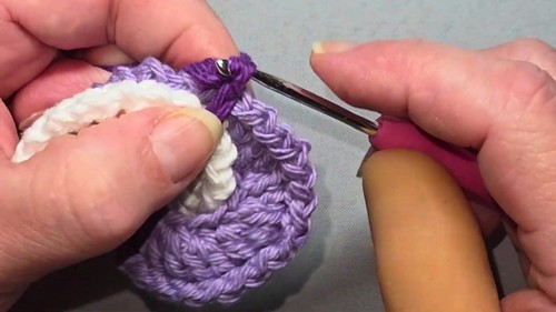 Crochet Couples Keychain Pattern 6