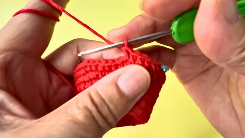 Crochet Crab Amigurumi Pattern 3