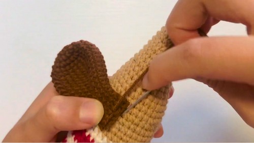 Crochet Dachshund Amigurumi Pattern 8