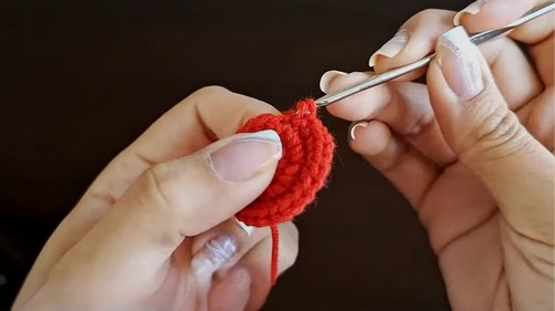 Crochet Deadpool Amigurumi Pattern 2