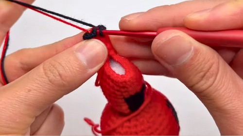 Crochet Deadpool Amigurumi Pattern 5