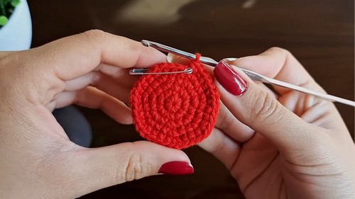 Crochet Deadpool Amigurumi Pattern 5