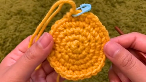 Crochet Desk Bunny Amigurumi Pattern 2