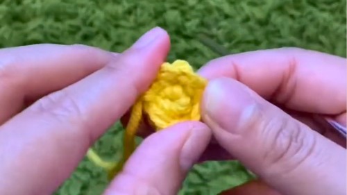 Crochet Desk Bunny Amigurumi Pattern 7