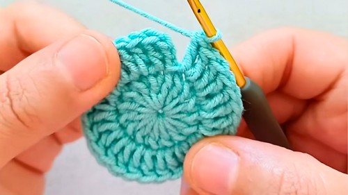 Crochet Doll Keychain Pattern 4